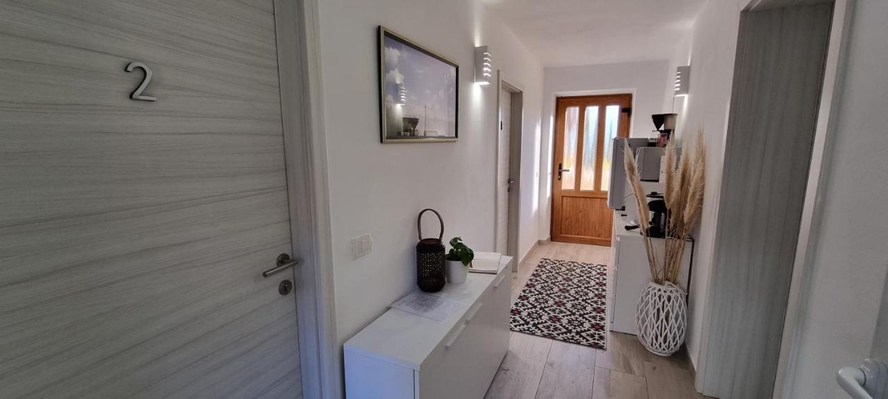 Apartment In The Smallest Town In The World Hum Экстерьер фото