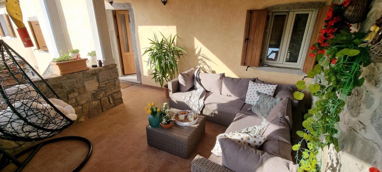 Apartment In The Smallest Town In The World Hum Экстерьер фото