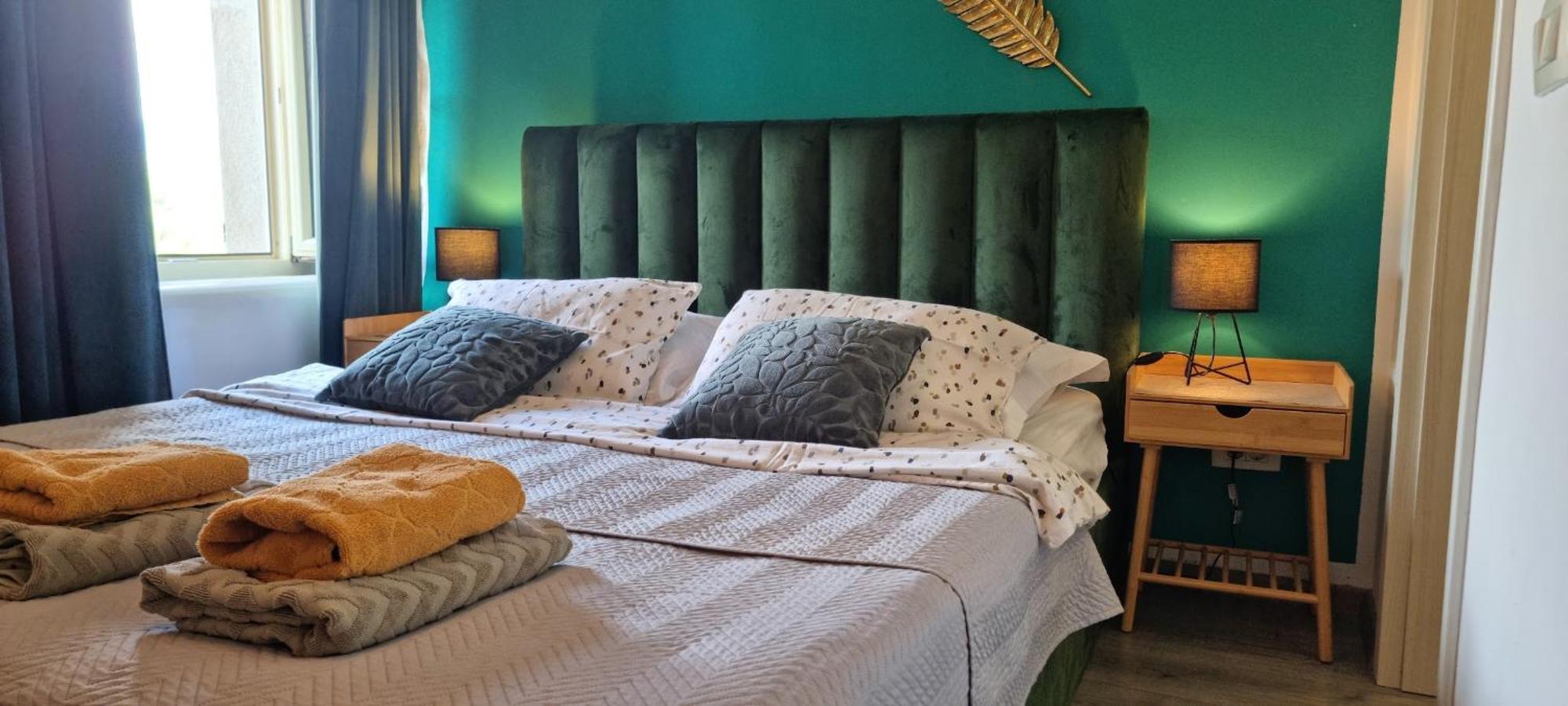 Apartment In The Smallest Town In The World Hum Экстерьер фото